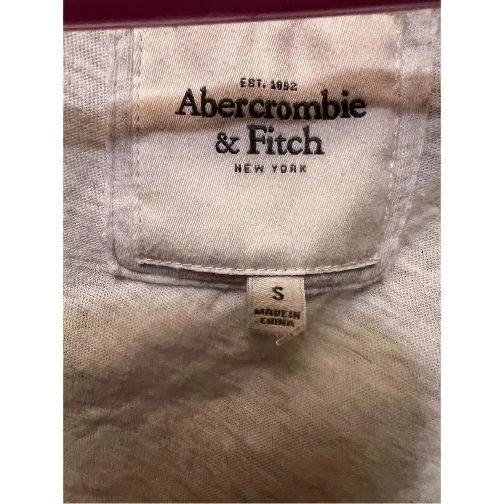 Cute shirt - Picture 4 of 4